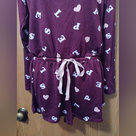 JENNI INTIMATES maroon drawstring waist Keyhole back long sleeve sleep romper - Picture 3 of 7